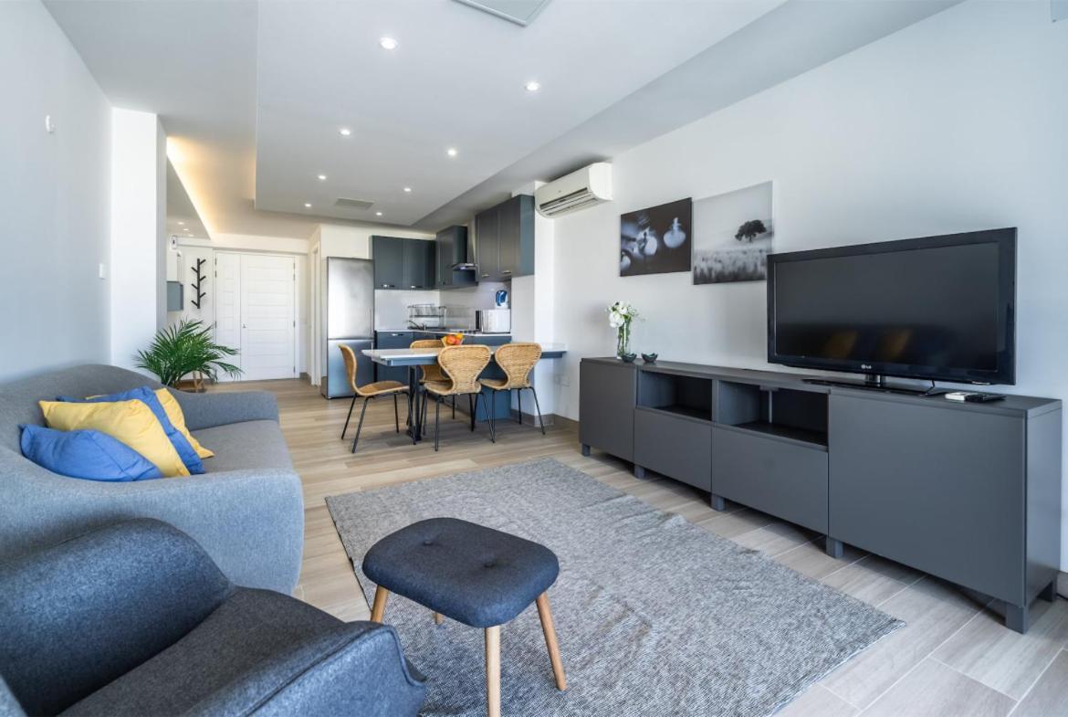 Deluxe Seaview Apartment St. Julian's Exteriör bild